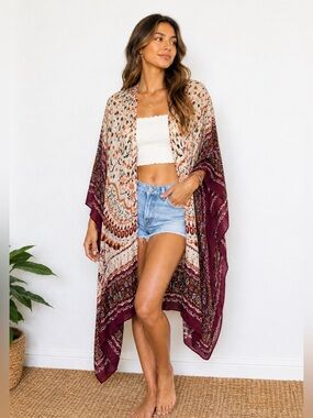 BREEZY LANE One size Kimono in paisley print in purple, blue and orange shades